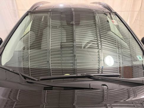 Certified 2022 Toyota Corolla Cross LE image 14