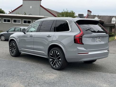 New 2026 Volvo XC90 B5 Plus w/ Protection Package Premier AWD/4WD image 21