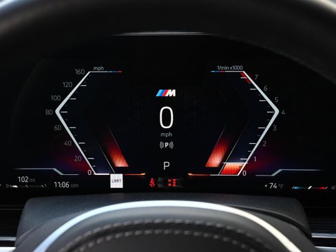 Certified 2025 BMW X5 xDrive40i w/ M Sport Package image 14