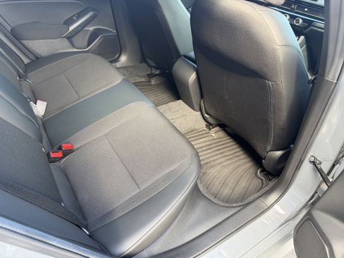 Used 2025 Honda Civic Sport image 15