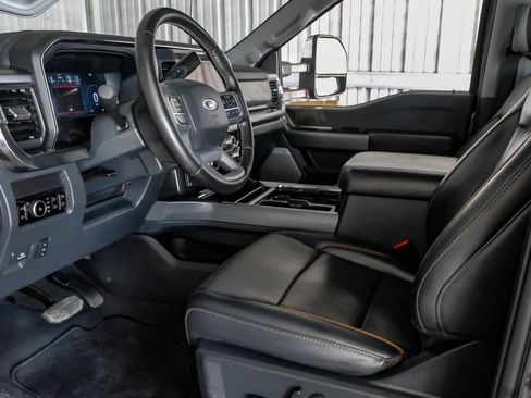 Used 2025 Ford F250 Lariat w/ Chrome Package AWD/4WD image 15