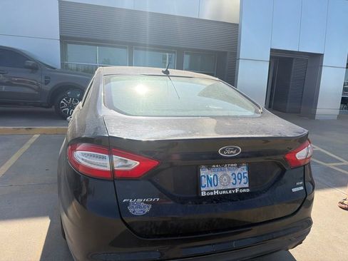 Used 2015 Ford Fusion SE w/ Equipment Group 202A FWD image 10