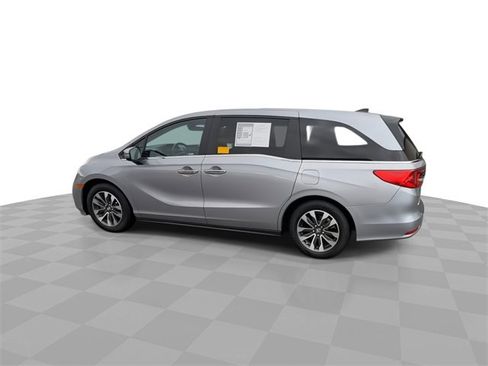 Used 2023 Honda Odyssey EX-L image 5