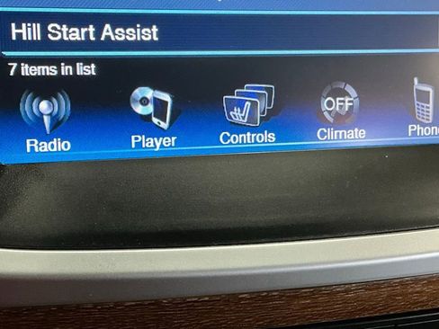 Used 2013 Chrysler 300 C Luxury Series w/ Light Group AWD/4WD image 32