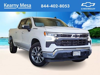 New 2026 Chevrolet Silverado 1500 LT w/ LPO, Dark Essentials Package