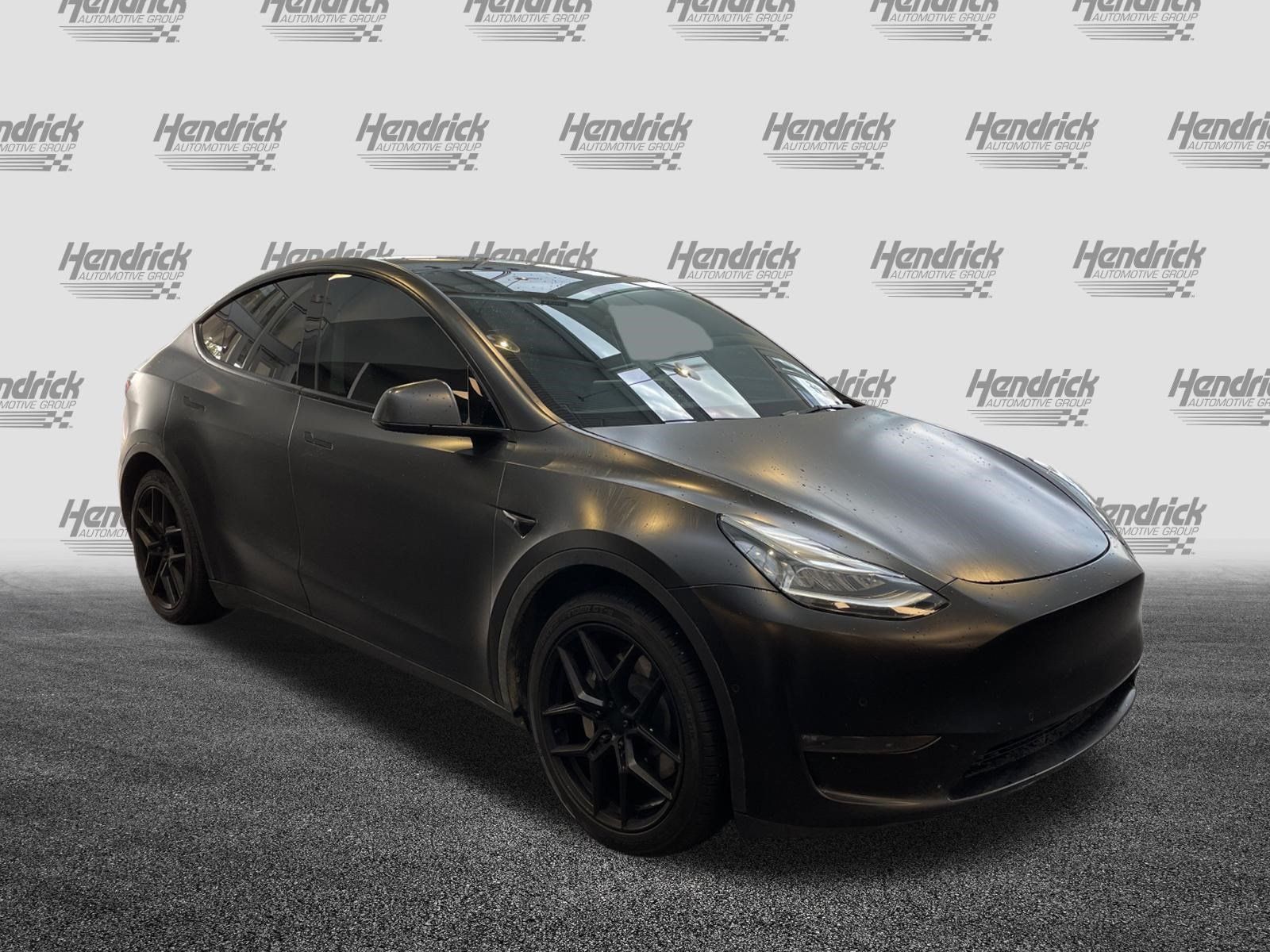 Used 2022 Tesla Model Y Long Range AWD/4WD image 2
