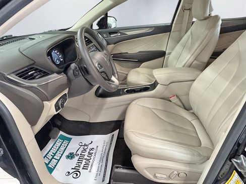 Used 2017 Lincoln MKC Premiere image 15