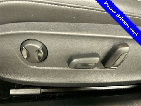 Used 2020 Volkswagen Passat 2.0T R-Line image 14