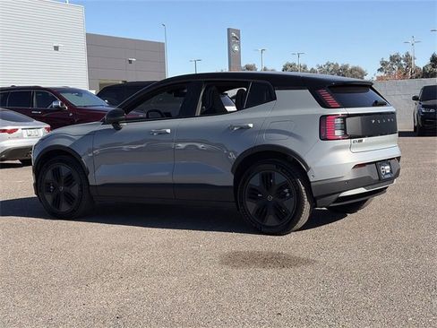 Used 2026 Volvo EX30 Cross Country Ultra image 8