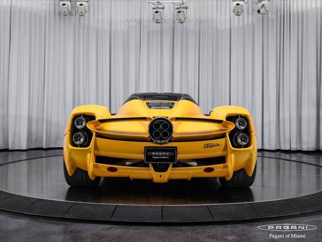 Used 2024 Pagani Utopia RWD image 26