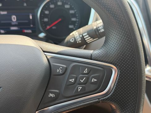 Used 2023 Chevrolet Equinox LS w/ LS Convenience Package FWD image 13
