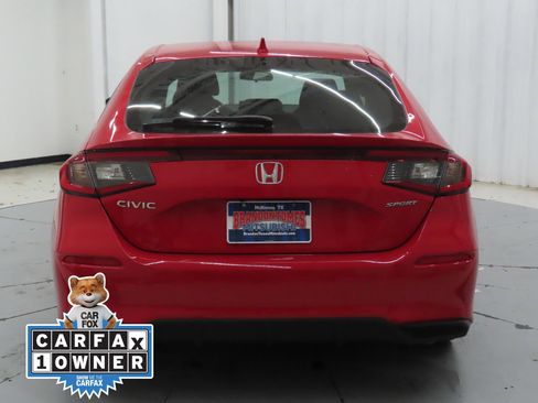 Used 2024 Honda Civic Sport image 4