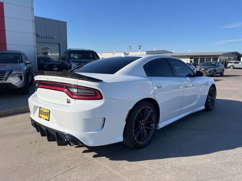 Used 2019 Dodge Charger Scat Pack image 7