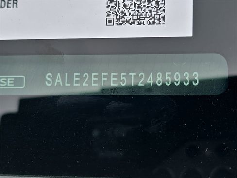 New 2026 Land Rover Defender 110 X-Dynamic SE image 36