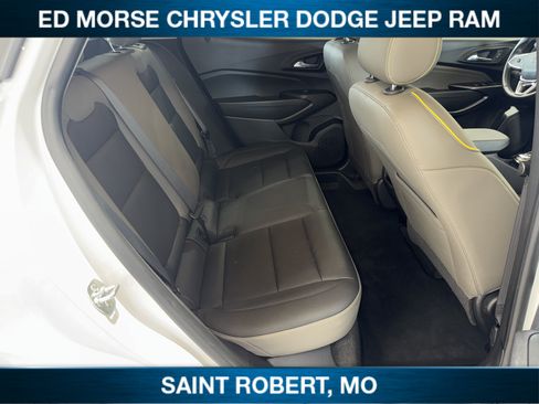Used 2025 Chevrolet Trax ACTIV w/ Driver Confidence Package FWD image 29