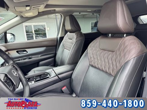 Used 2025 Nissan Murano Platinum w/ Cargo Package AWD/4WD image 29