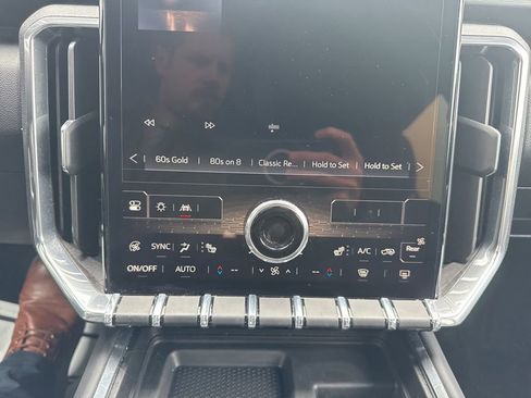 Certified 2024 GMC Acadia Elevation w/ Luxury Package image 26