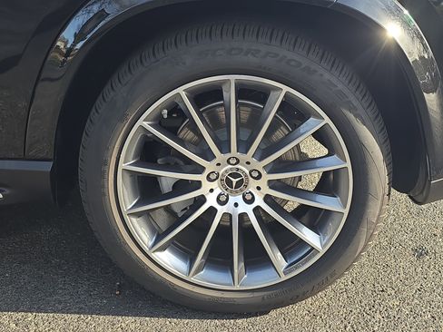 Used 2026 Mercedes-Benz GLE 450 GLE 450 image 33