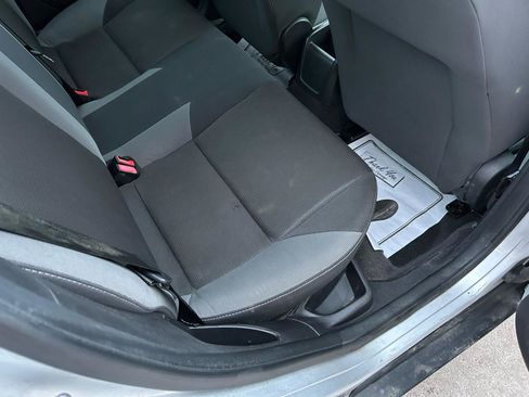 Used 2013 Ford Focus S image 11