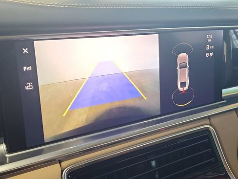 Certified 2023 Porsche Panamera image 18