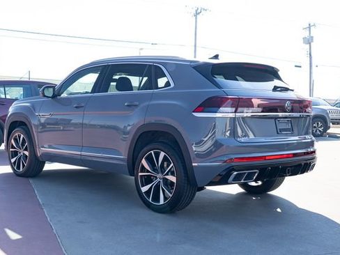 New 2026 Volkswagen Atlas Cross Sport SEL Premium R-Line image 4