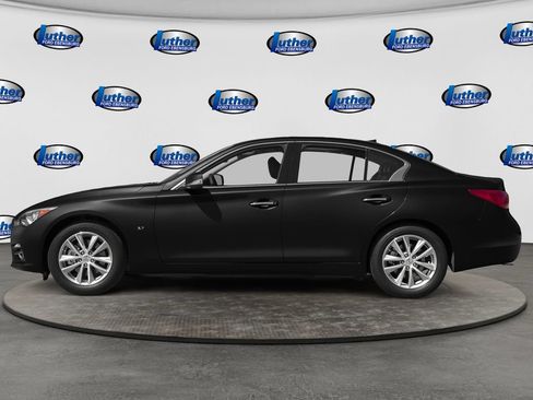 Used 2015 INFINITI Q50 Premium w/ Navigation Package AWD/4WD image 3