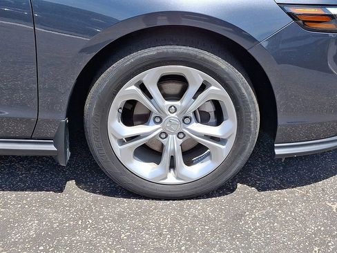 Used 2023 Honda Accord LX image 18