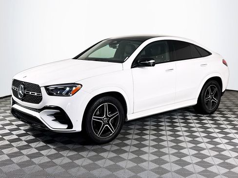 Used 2025 Mercedes-Benz GLE 450 4MATIC Coupe image 4