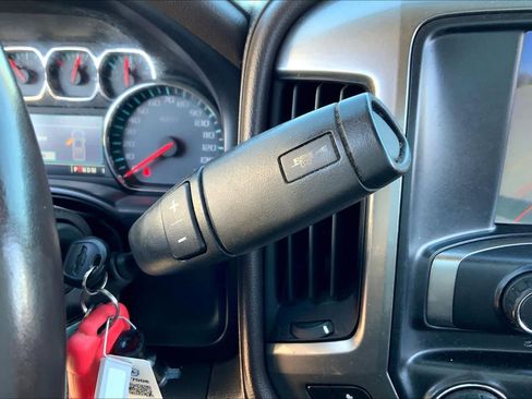 Used 2015 Chevrolet Silverado 2500 LTZ w/ LTZ Plus Package image 30