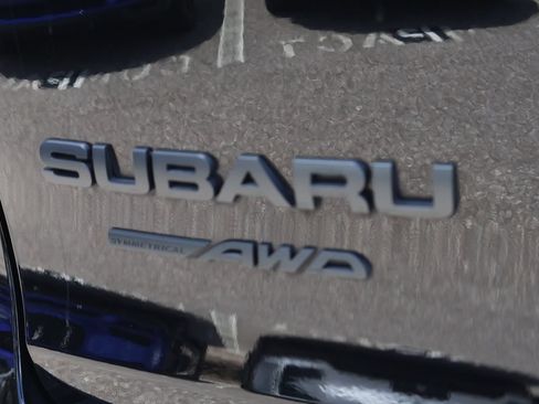 Used 2024 Subaru Ascent Onyx Edition Limited w/ Popular Package Onyx AWD/4WD image 7