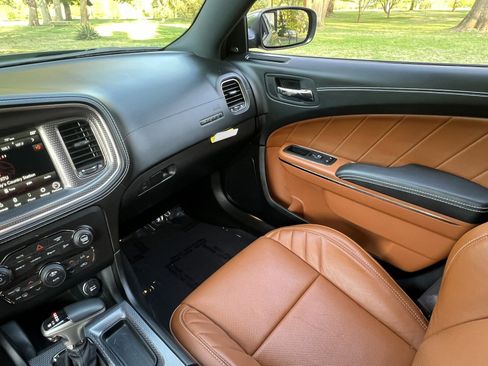 Used 2022 Dodge Charger SRT Hellcat w/ SRT Black Package image 15