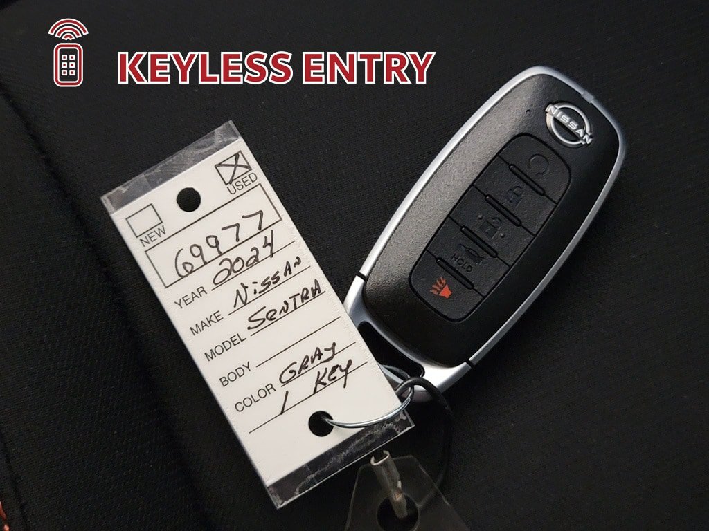 Used 2024 Nissan Sentra SR FWD image 29