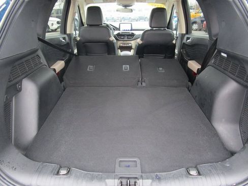 Used 2020 Ford Escape SEL image 12