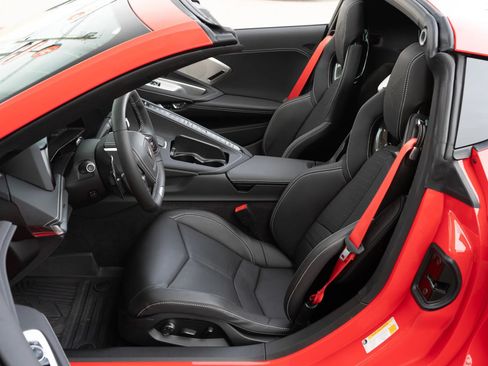 Used 2025 Chevrolet Corvette Z06 w/ Z07 Performance Package RWD image 67