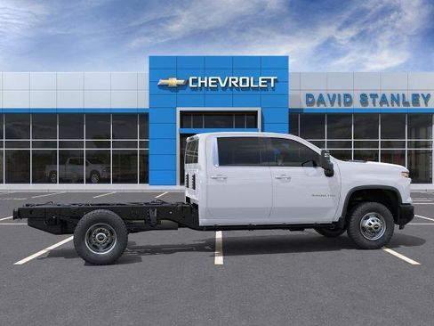 New 2026 Chevrolet Silverado 3500 W/T RWD image 21