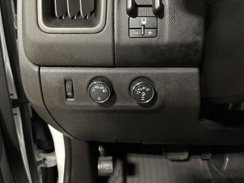 Used 2022 Chevrolet Colorado ZR2 w/ ZR2 Dusk Special Edition image 30