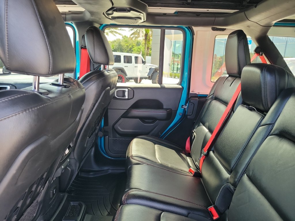 Used 2020 Jeep Wrangler Unlimited Rubicon w/ Quick Order Package 28Y Recon AWD/4WD image 15