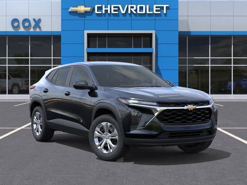New 2026 Chevrolet Trax LS FWD image 7