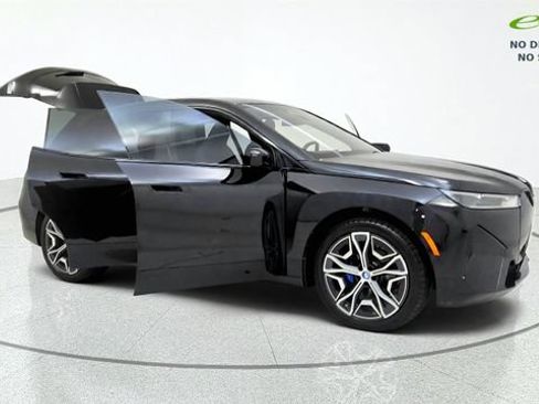 Used 2024 BMW iX xDrive50 w/ Sport Package AWD/4WD image 11
