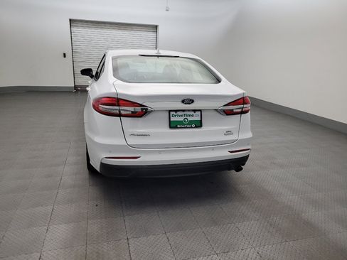 Used 2019 Ford Fusion SE FWD image 6