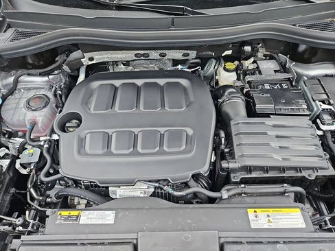 Certified 2026 Volkswagen Tiguan SE AWD/4WD image 34