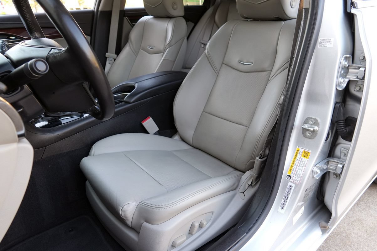 Used 2016 Cadillac ATS Luxury w/ Sun And Sound Package RWD image 6