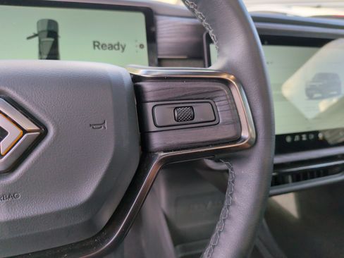 Used 2024 Rivian R1S Adventure AWD/4WD image 20