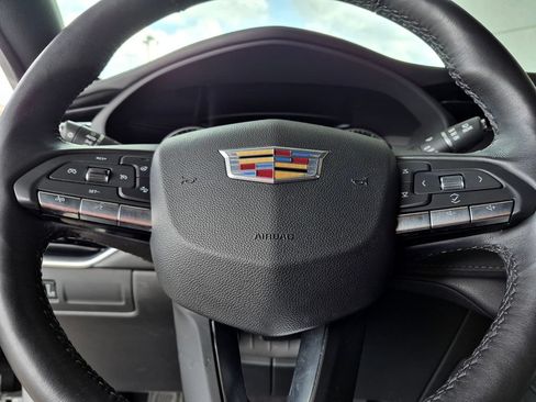 Used 2021 Cadillac XT4 Premium Luxury w/ Cold Weather Package FWD image 29
