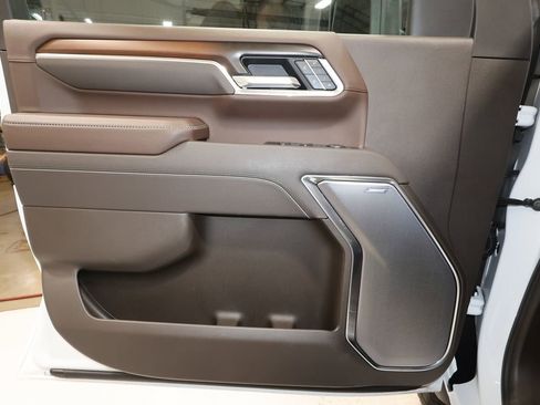 Certified 2025 GMC Sierra 2500 Denali w/ Denali Reserve Package image 23