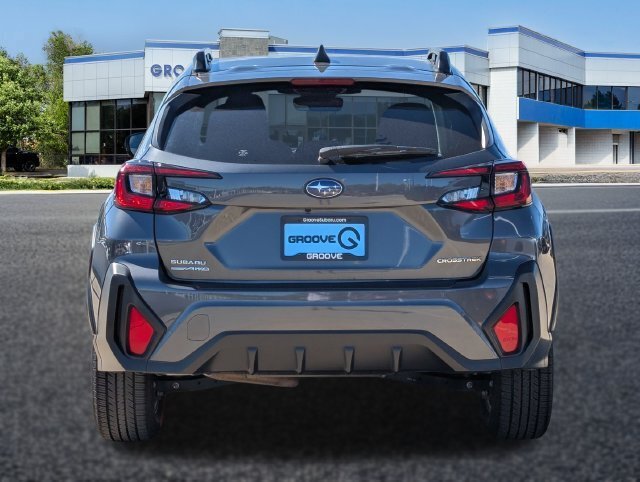 Used 2024 Subaru Crosstrek 2.0i Premium AWD/4WD image 4