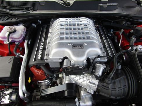 Used 2022 Dodge Challenger SRT Hellcat w/ Plus Package image 9