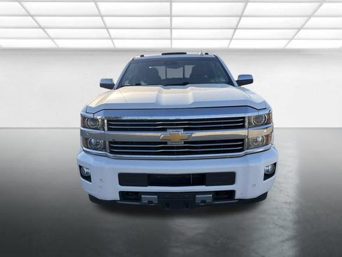 Used 2016 Chevrolet Silverado 2500 High Country w/ High Country Premium Package AWD/4WD image 6