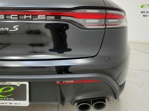 Used 2024 Porsche Macan S AWD/4WD image 28