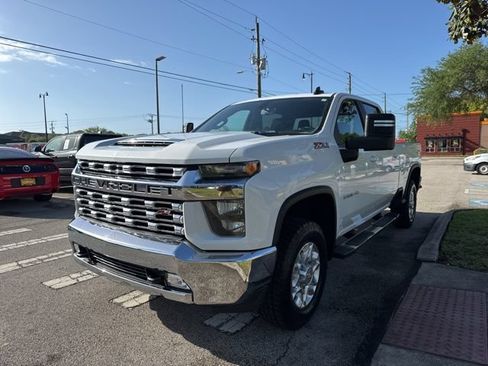 Used 2023 Chevrolet Silverado 2500 LT w/ Convenience Package AWD/4WD image 4